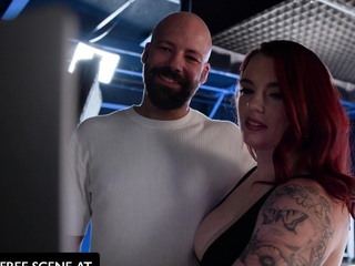 WIFEY Curvy Hotwife Satisfies Hung BBC Threesome Wild Night