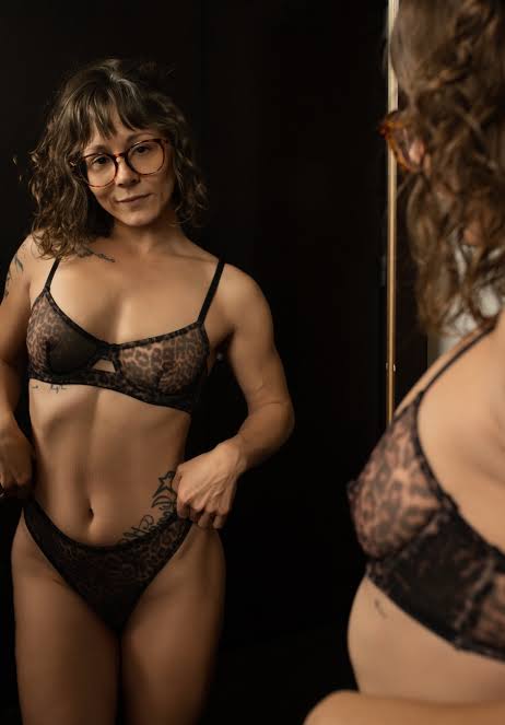 ember rae hotwife review no ppv, verified prices